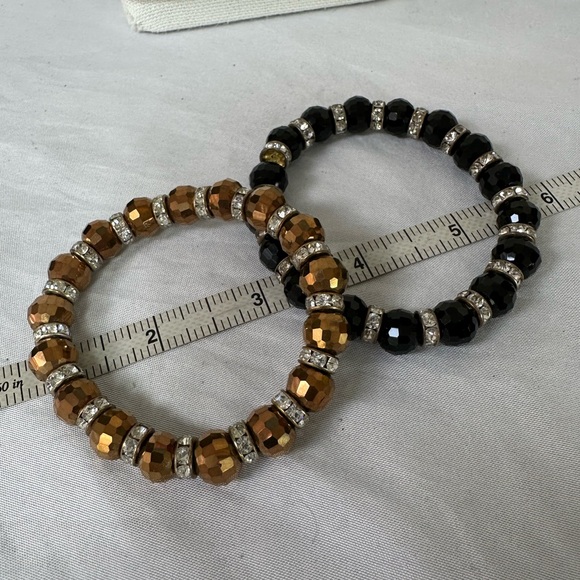 Six sparkly stretch style bracelets - Picture 5 of 7
